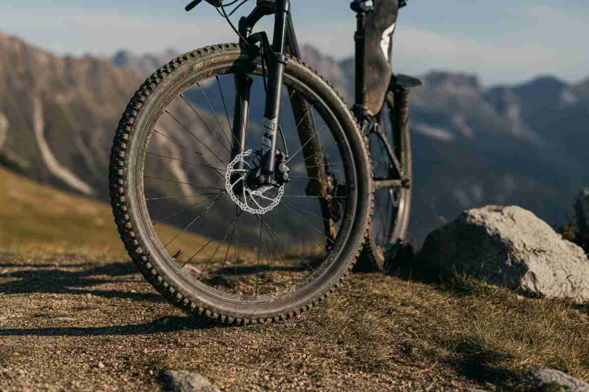 Una gomma di una mountainbike